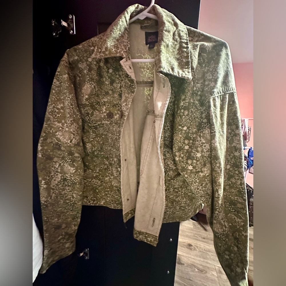 ✨🌿Wild Fable Floral Jacket🍃☘️